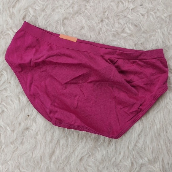 Auden • Bikini - Picture 3 of 3